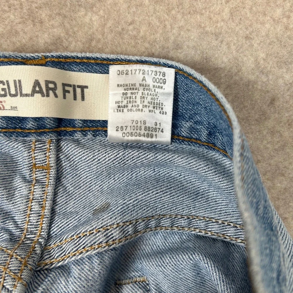 Levi's 505 Regular Fit Jeans Mens 36x29 Light Wash Denim Straight Leg 00505-4891